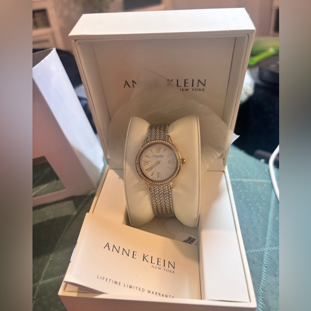 ANNE KLEIN New York Watch with Swarovski Crystals. BRAND NEW